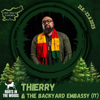 Thierry &amp; The Backyard Embassy na Roots in The Woods Festivalu